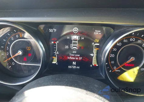 2021 Jeep Wrangler Willys 4X4 z USA, uszkodzony, nr VIN 1C4GJXAG7MW762020